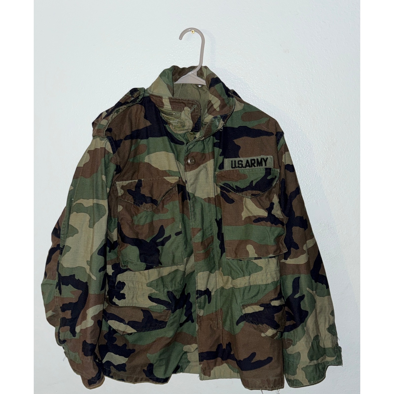 US Army Field Jacket Cold Weather Camouflage Pattern Coat Military VTG. No Name